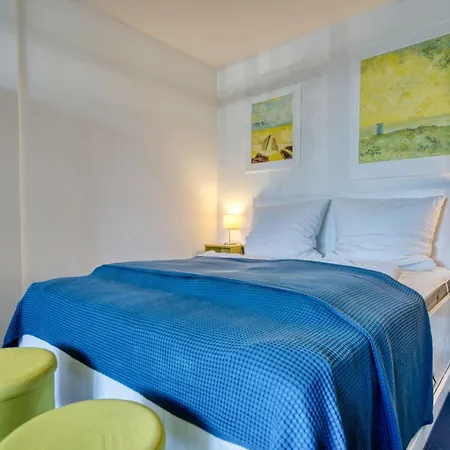 - Haus E, App 0eeg02 Apartment *